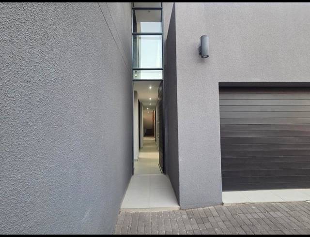 3 BEDROOM DUPLEX FOR SALE IN RASLOUW